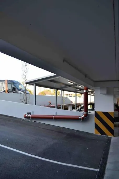 New Modern Apt Near Old Town - Private Parking Zadar 0*,