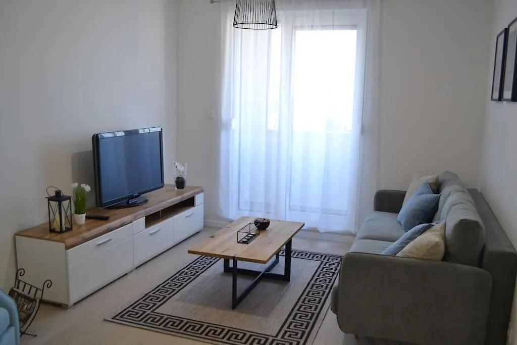 New Modern Apt Near Old Town - Private Parking Zadar Apartment