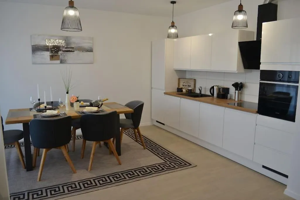 New Modern Apt Near Old Town - Private Parking Zadar