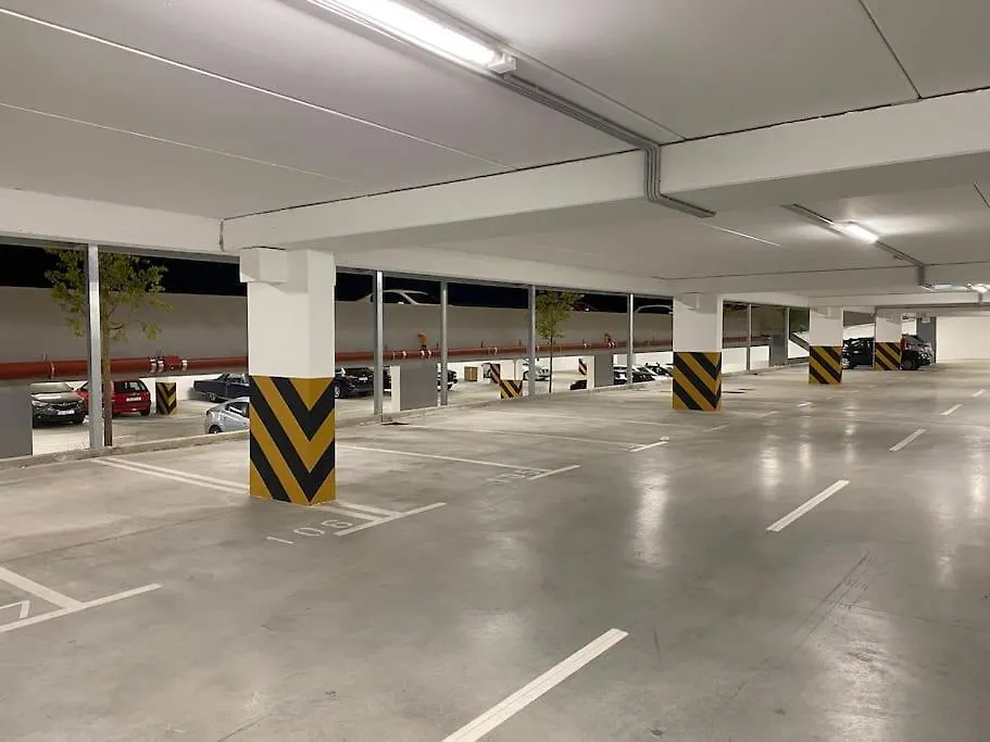 Appartamento New Modern Apt Near Old Town - Private Parking Zara